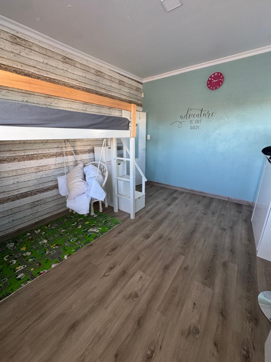 4 Bedroom Property for Sale in Bettys Bay Western Cape